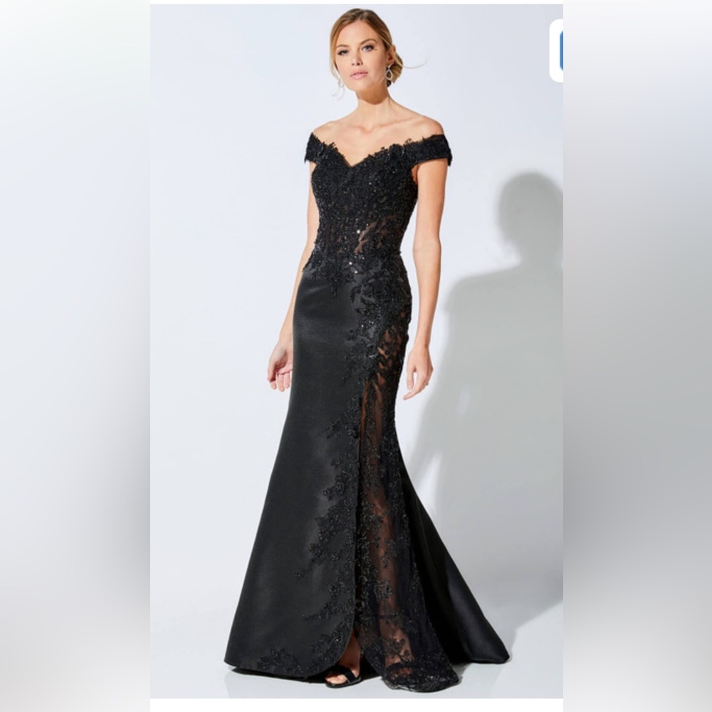 Off-Shoulder Black Lace-Detail Prom Gown